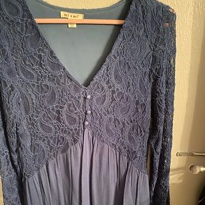 Blue lace long sleeve dress